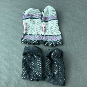2 pair Toesox black and pink/gray